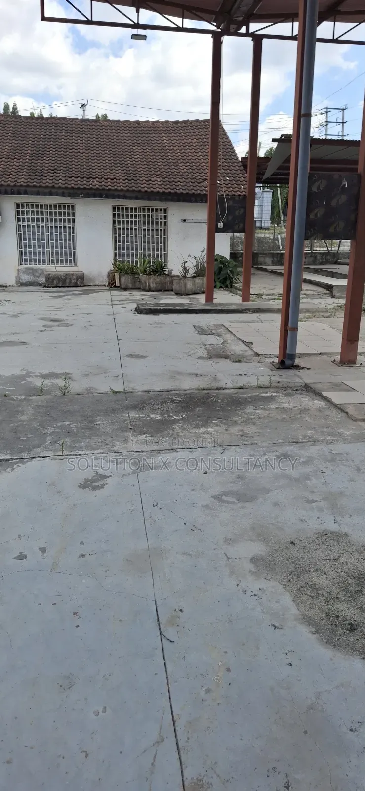 Showroom for Rent at Nyerere Road