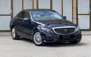 Mercedes-Benz C200 2015 Blue