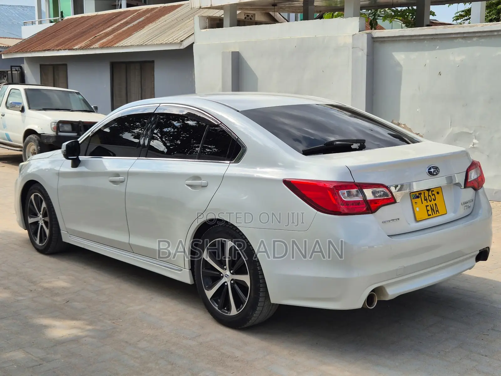 Subaru Legacy 2.5i Limited 4dr Sedan AWD (2.5L 4cyl CVT) 2015 White