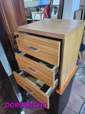 3 Drawers Bed Side , Table Side or Can Be Used to Store Anything Droo