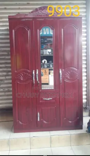 Wanaopenda 3 Doors Wardrobe Ya Kuvutia Hii Apa Kabati Zuri La Nguo
