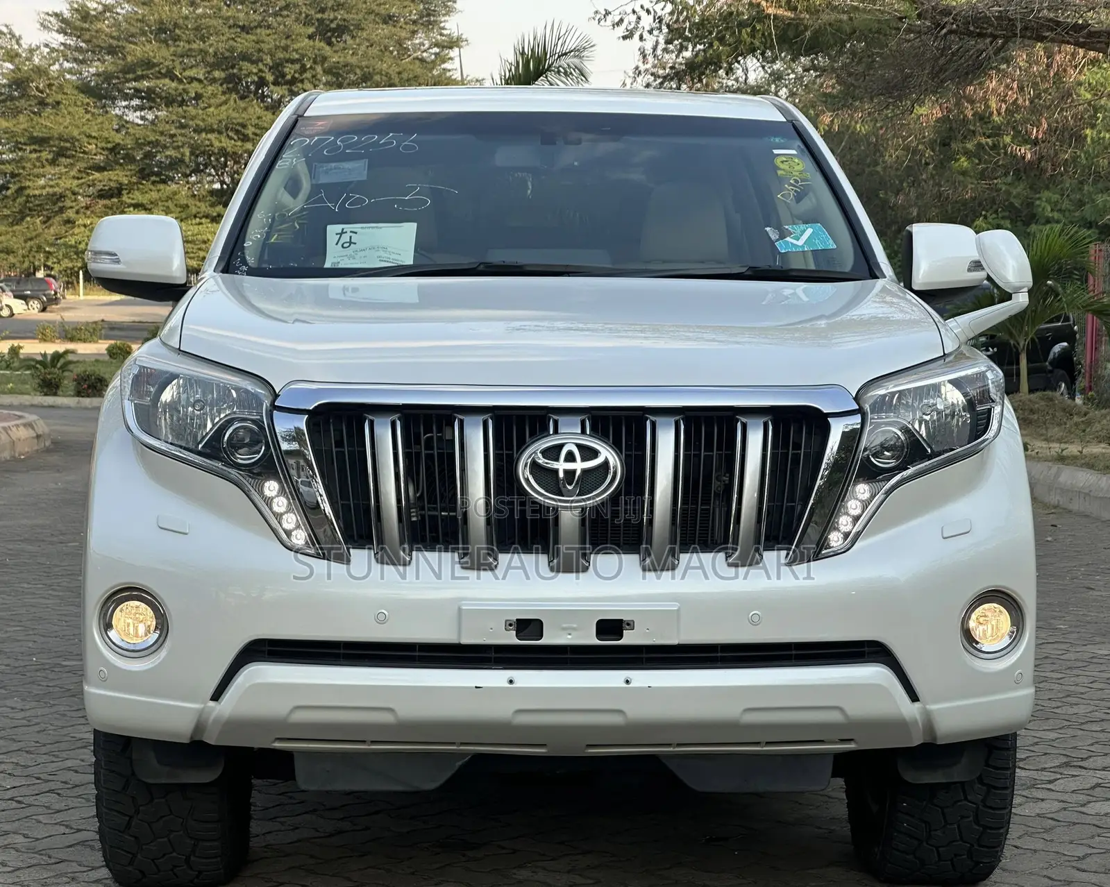 Toyota Land Cruiser Prado 2015 White