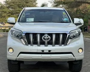Toyota Land Cruiser Prado 2015 White