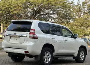 Toyota Land Cruiser Prado 2015 White