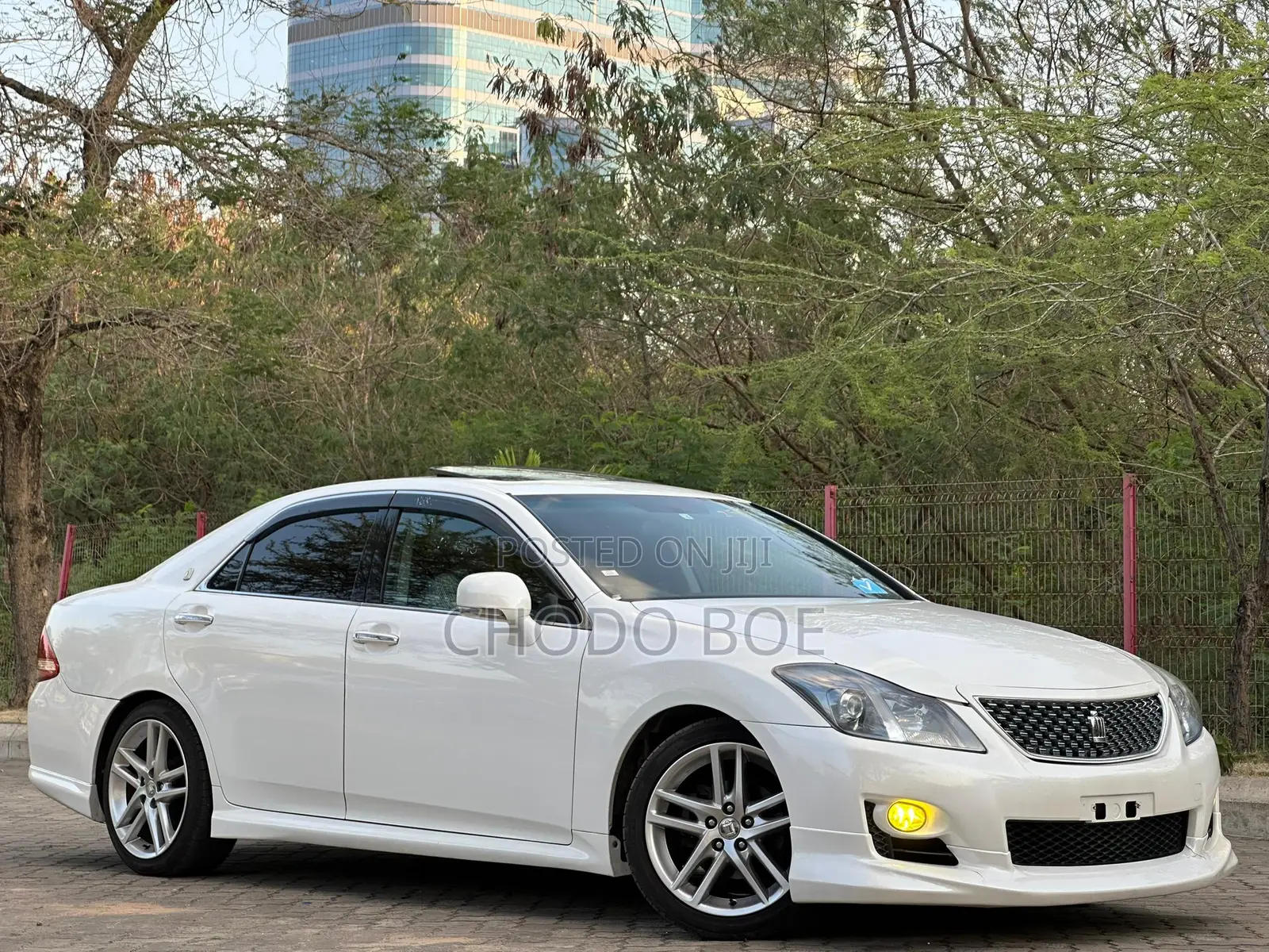 Toyota Crown 2009 Pearl