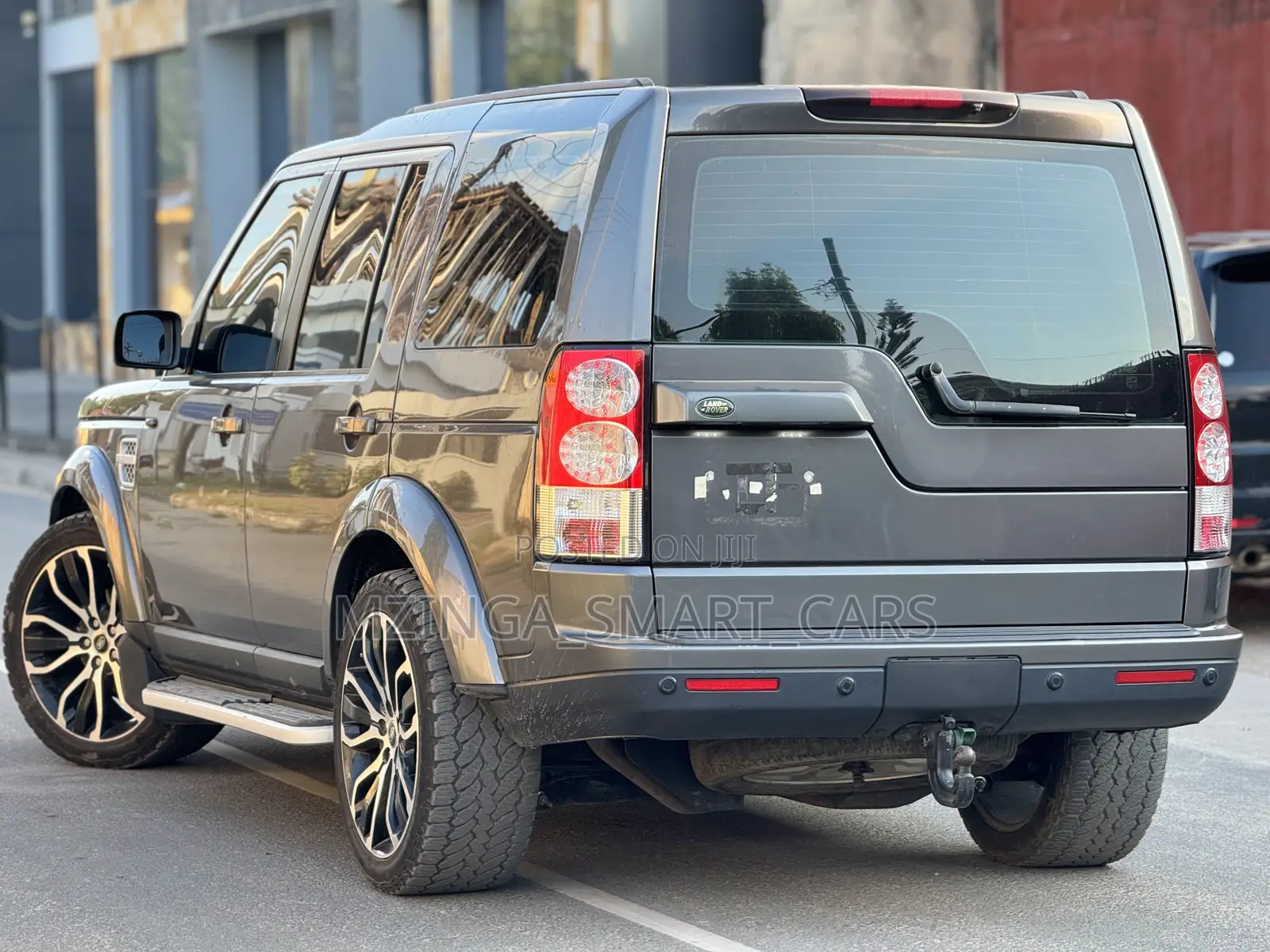 Land Rover Discovery 2009 Gray