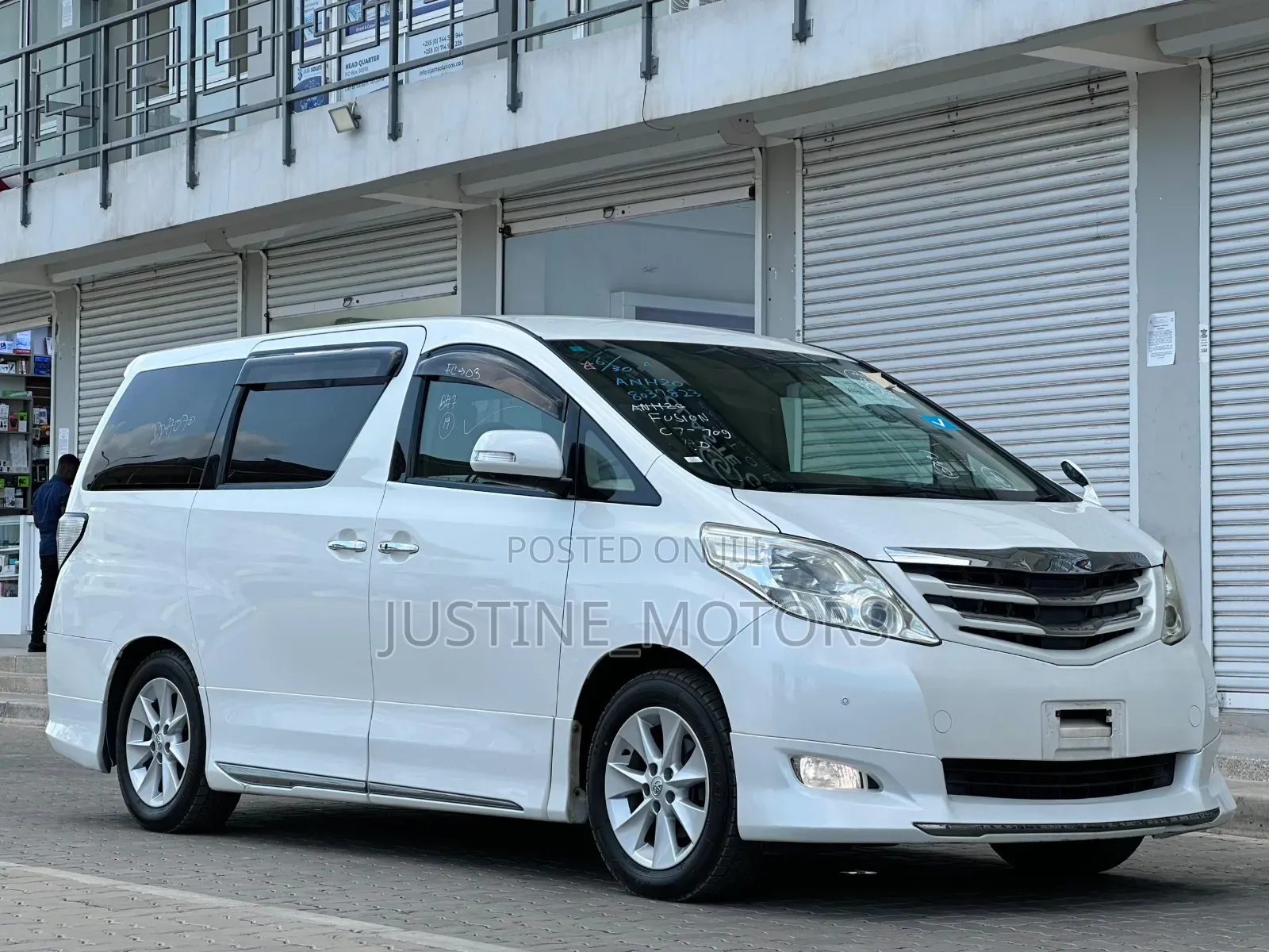Toyota Alphard 2009 White