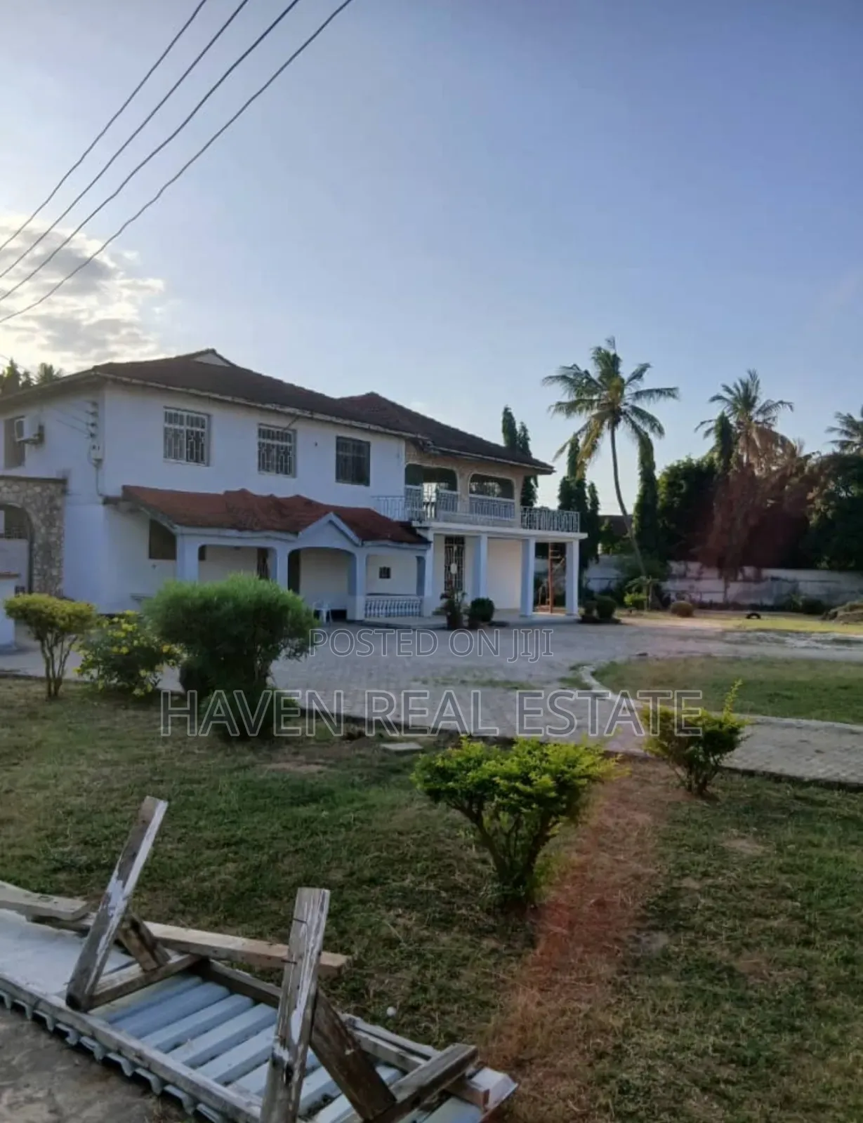 5bdrm House in Kunduchi for sale