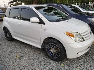 Toyota IST 2005 White