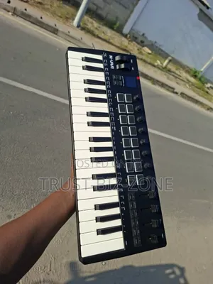 Studio Mid Keyboard 37key
