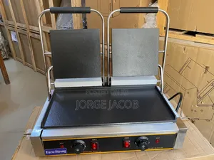 Double Electric Griddle, as a Panini Press / Sandwich Maker.