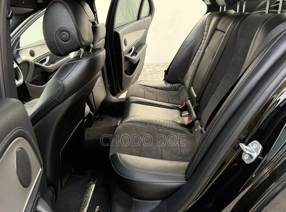 Mercedes-Benz E220 2017 Black