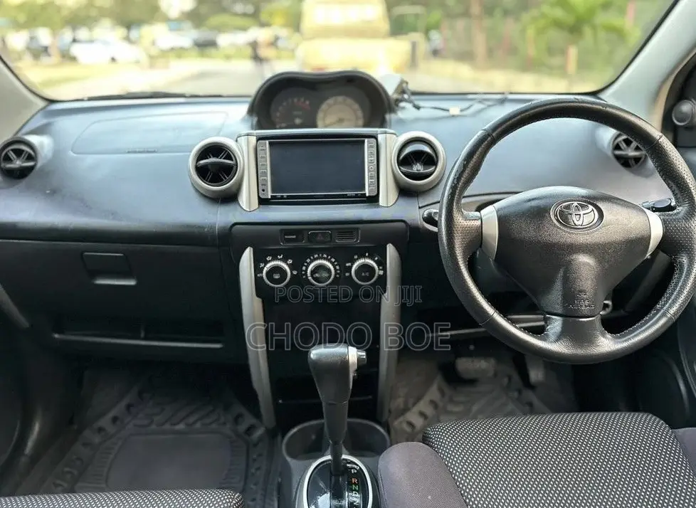 Toyota IST 2003 Black