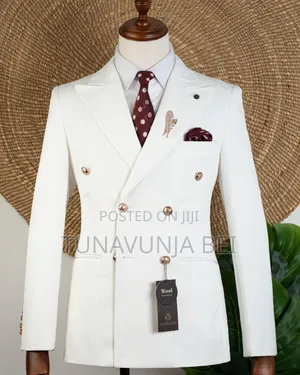 Wool Five Buttons Quality Suit / Classic Men Suit
