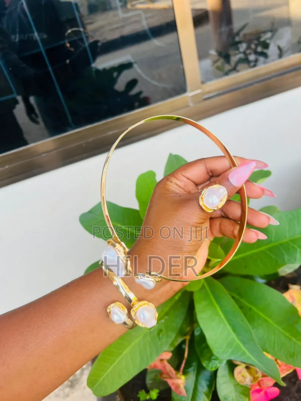 Cheni Set, Hereni, Pete Na Bracelet