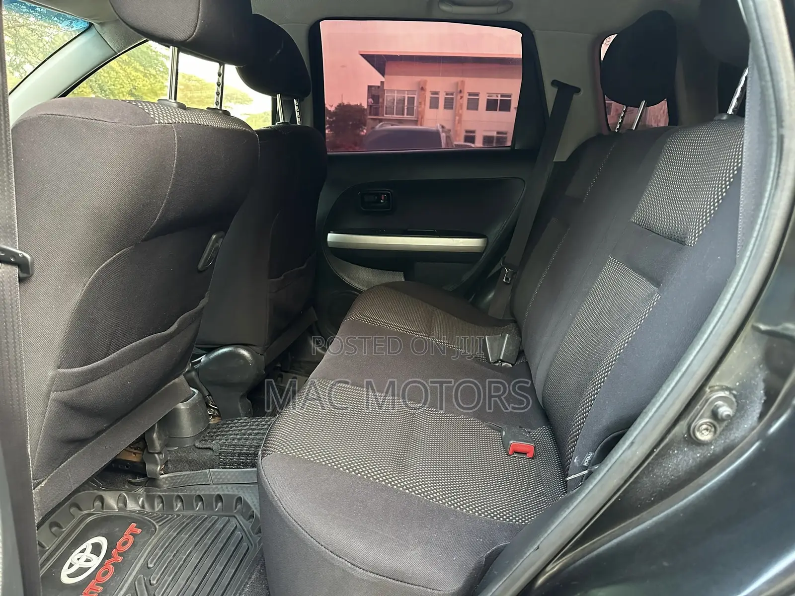 Toyota IST 2003 Black