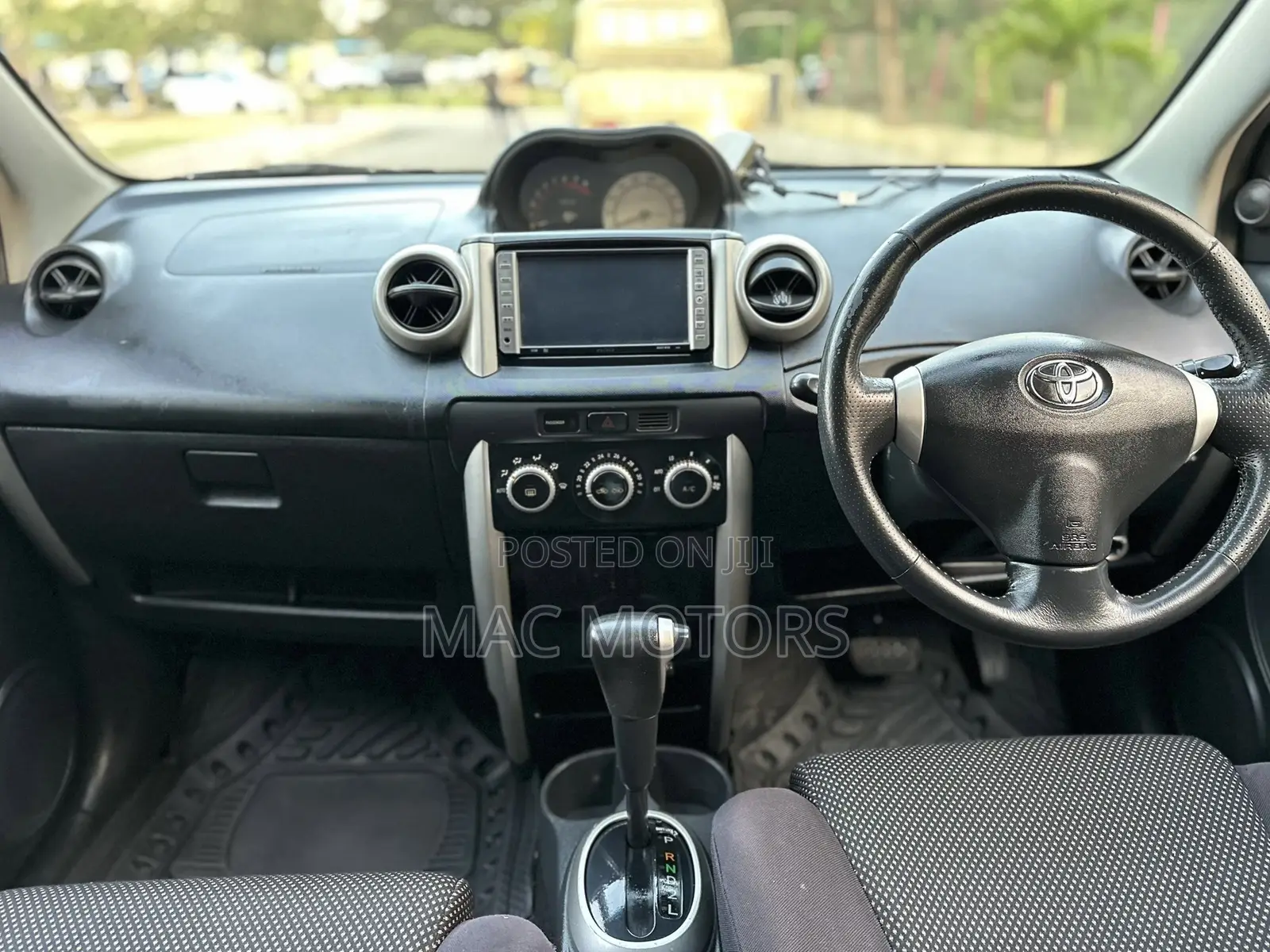 Toyota IST 2003 Black
