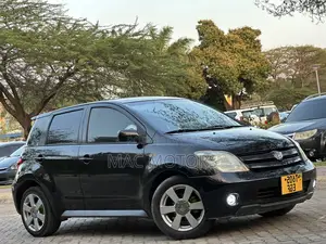 Toyota IST 2003 Black