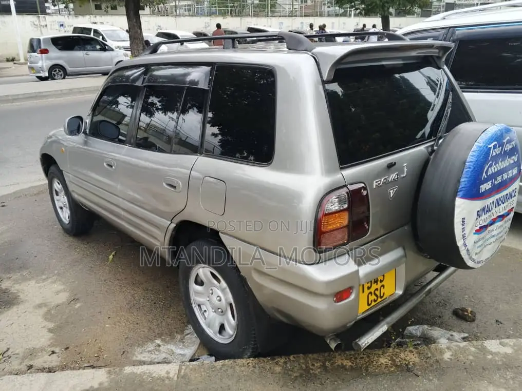 Toyota RAV4 Softtop 4x4 1999 Silver