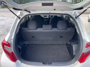 Toyota Vitz 2014 White