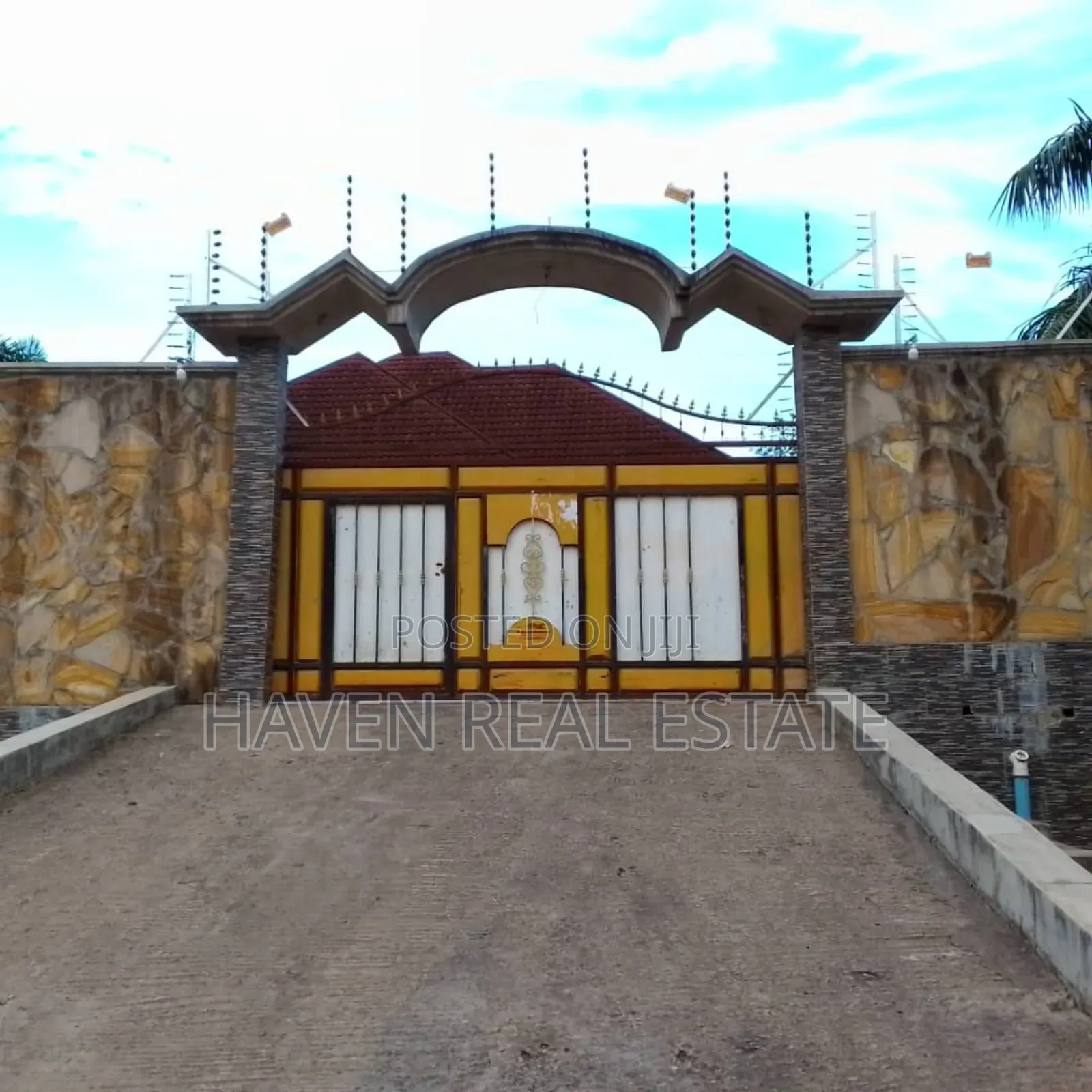 3bdrm House in Gerezani for sale