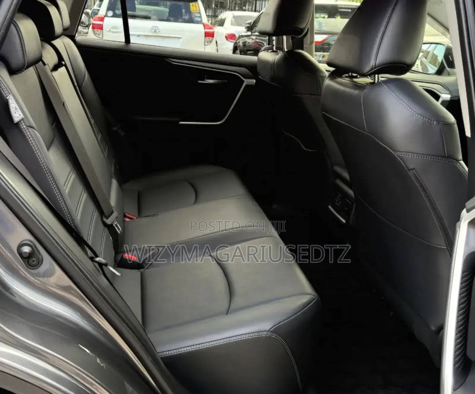 Toyota RAV4 2019 Gray