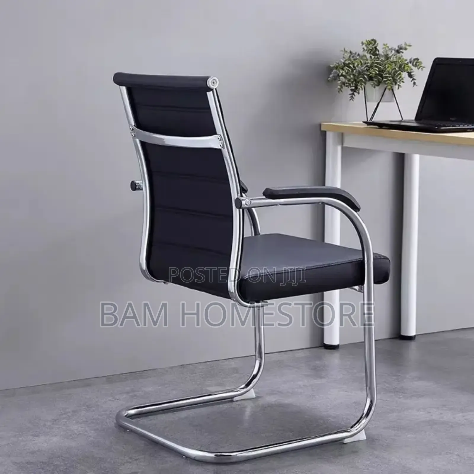 Sleek Executive Visitor Chair