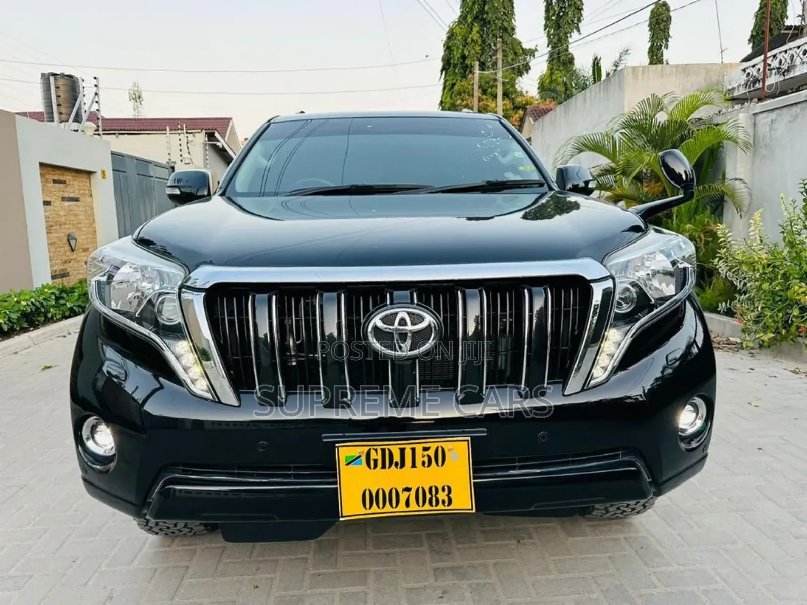 Toyota Land Cruiser Prado 2016 Black