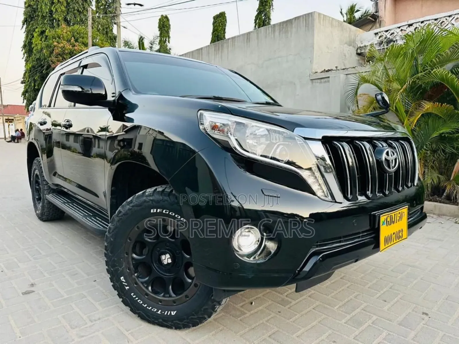 Toyota Land Cruiser Prado 2016 Black