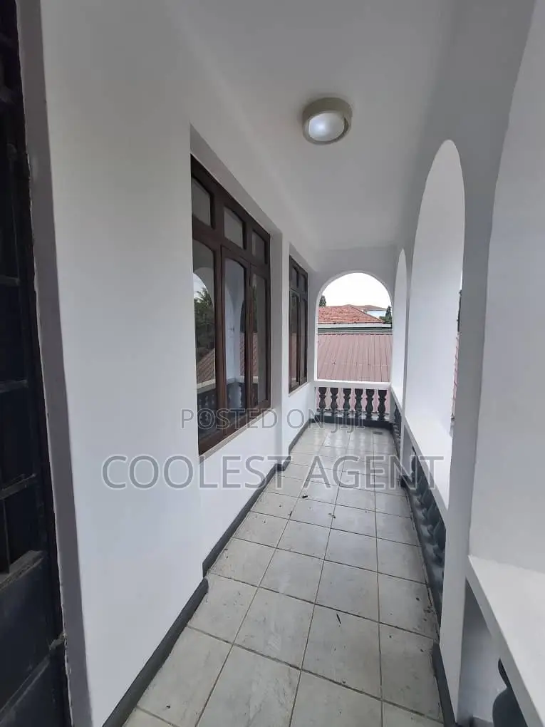 4bdrm House in Coolest Estate, Mikocheni for rent