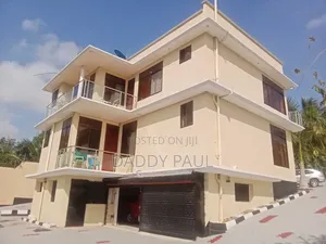 Furnished 6bdrm Mansion in Kitunda for sale