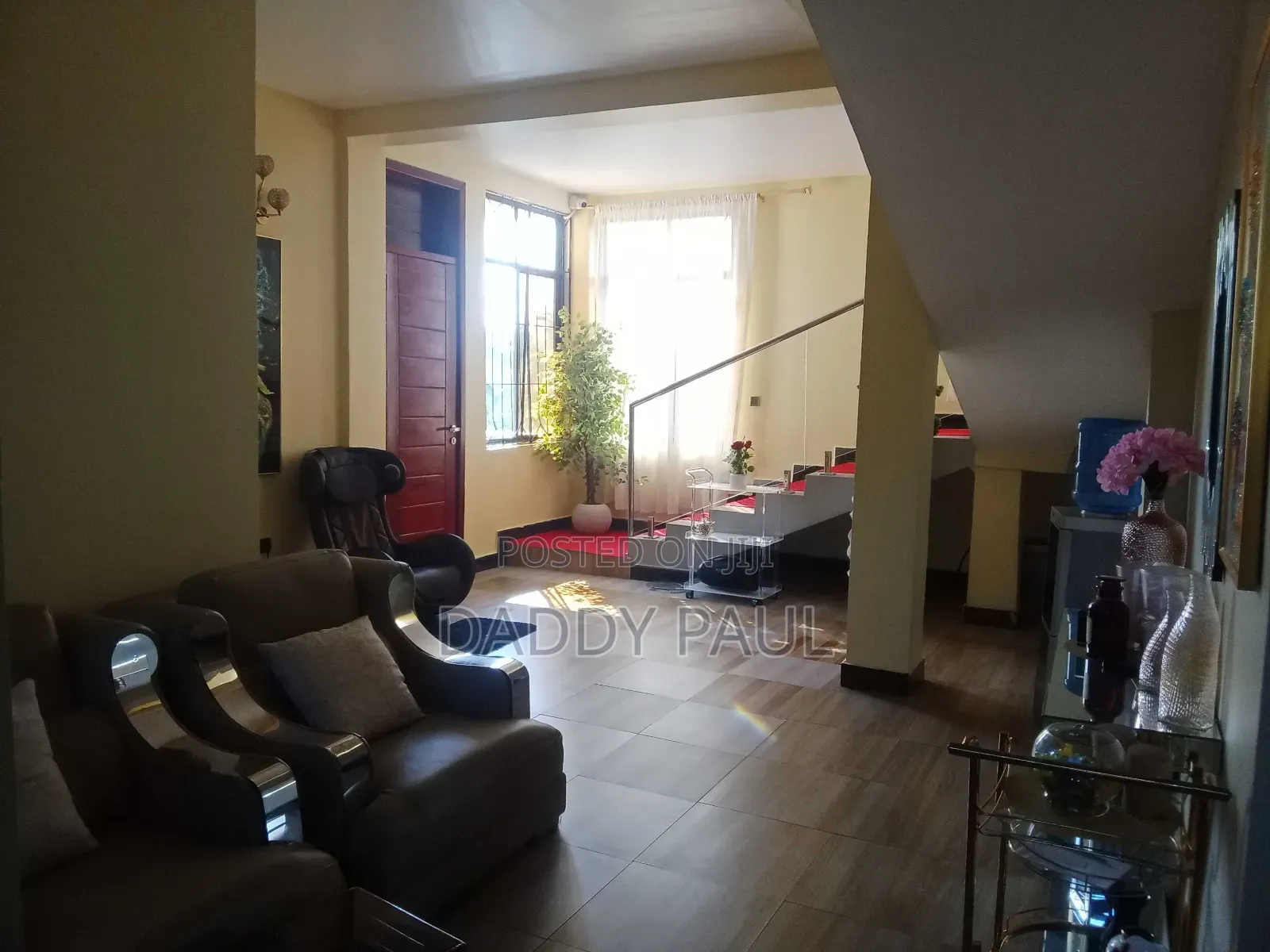Furnished 6bdrm Mansion in Kitunda for sale