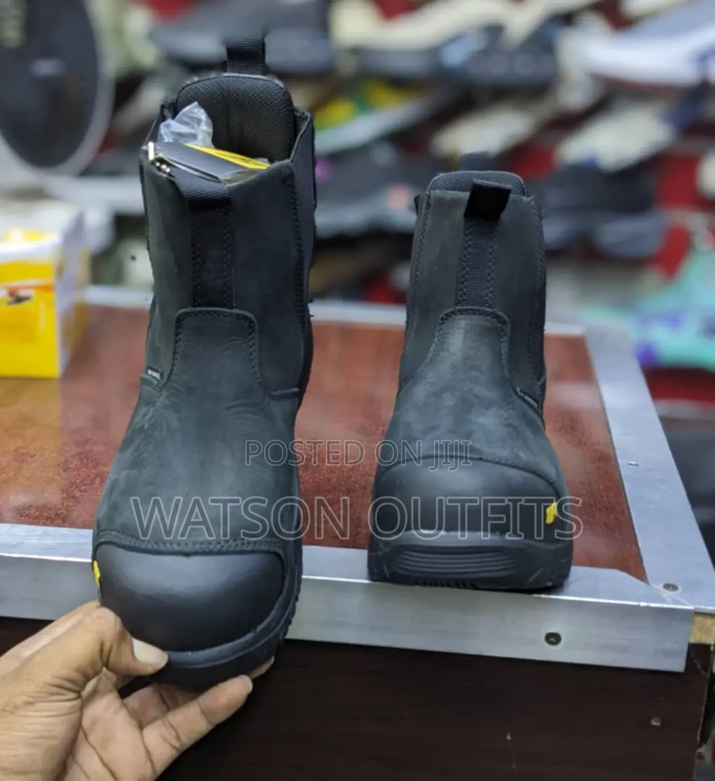 Safety Boots or Joggers With Totally Best Materials for Top Protection