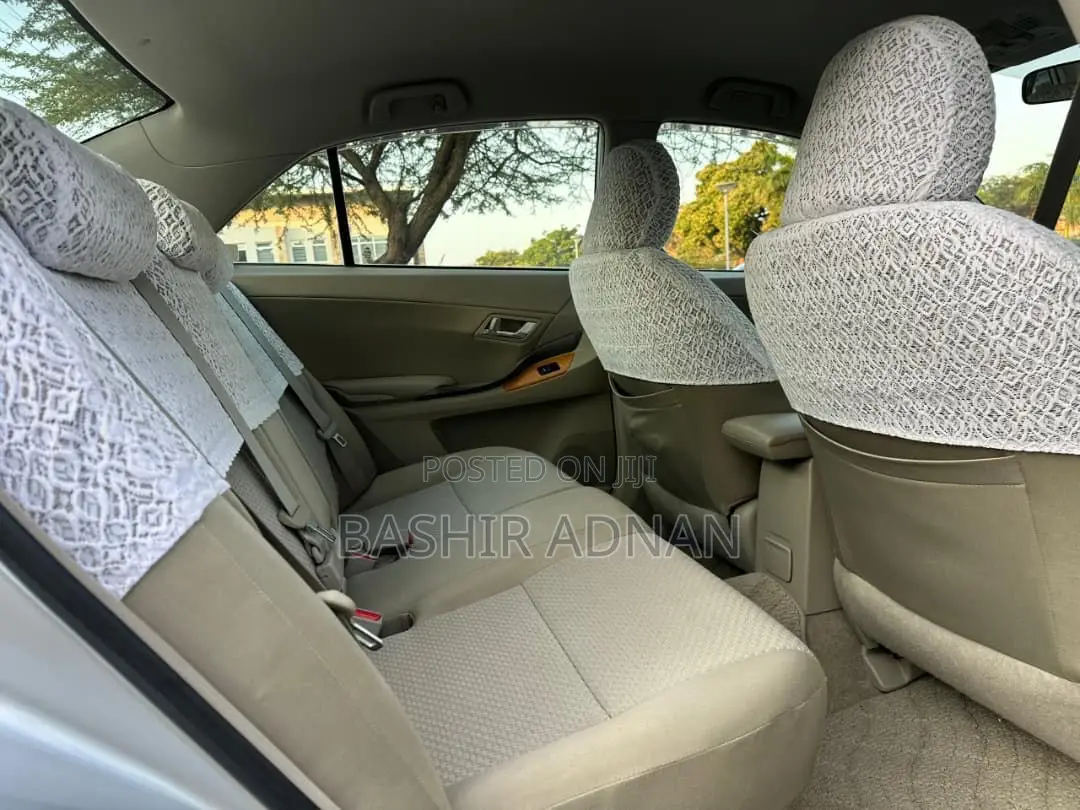 Toyota Premio 1.5 FWD 2010 Silver