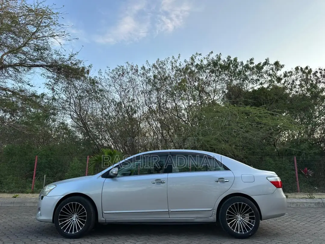 Toyota Premio 1.5 FWD 2010 Silver