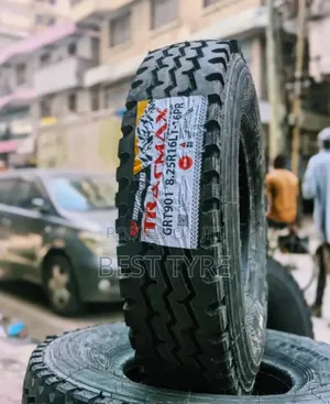 8.25r16 Tracmax Tyre