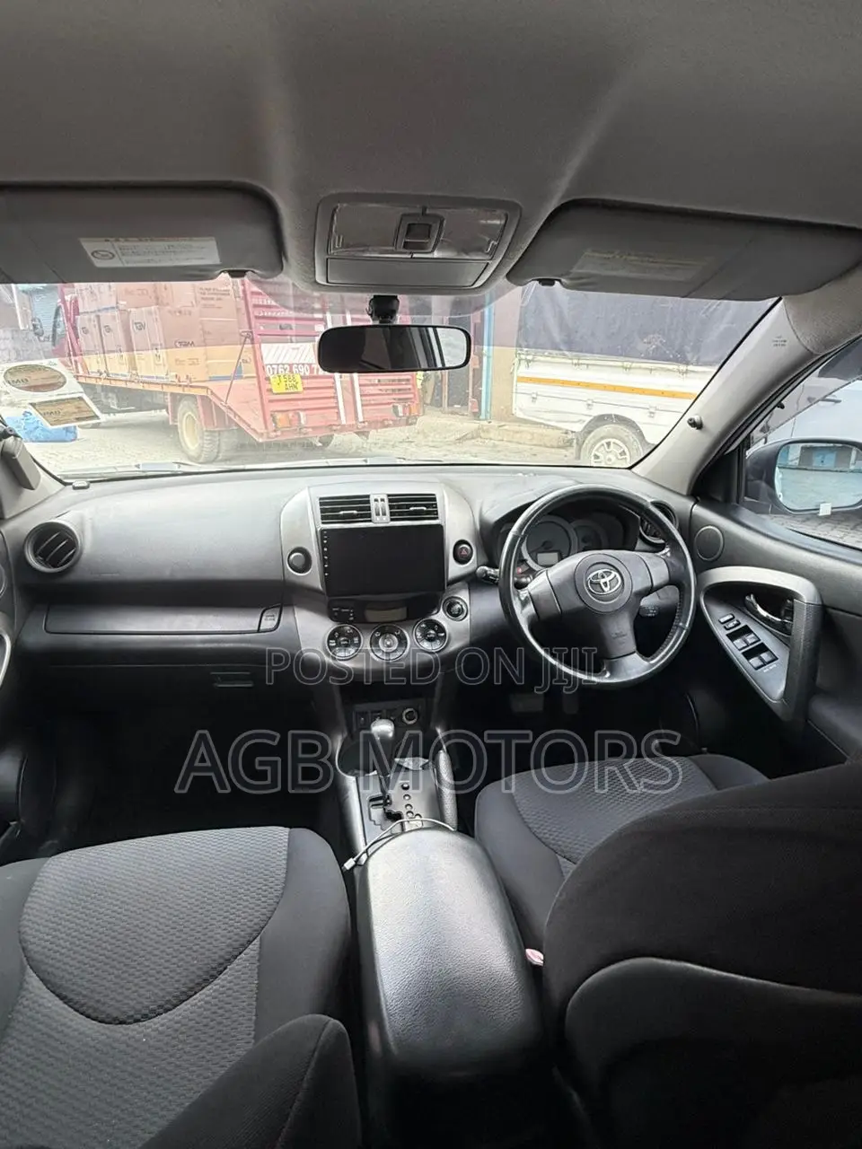 Toyota RAV4 2010 White
