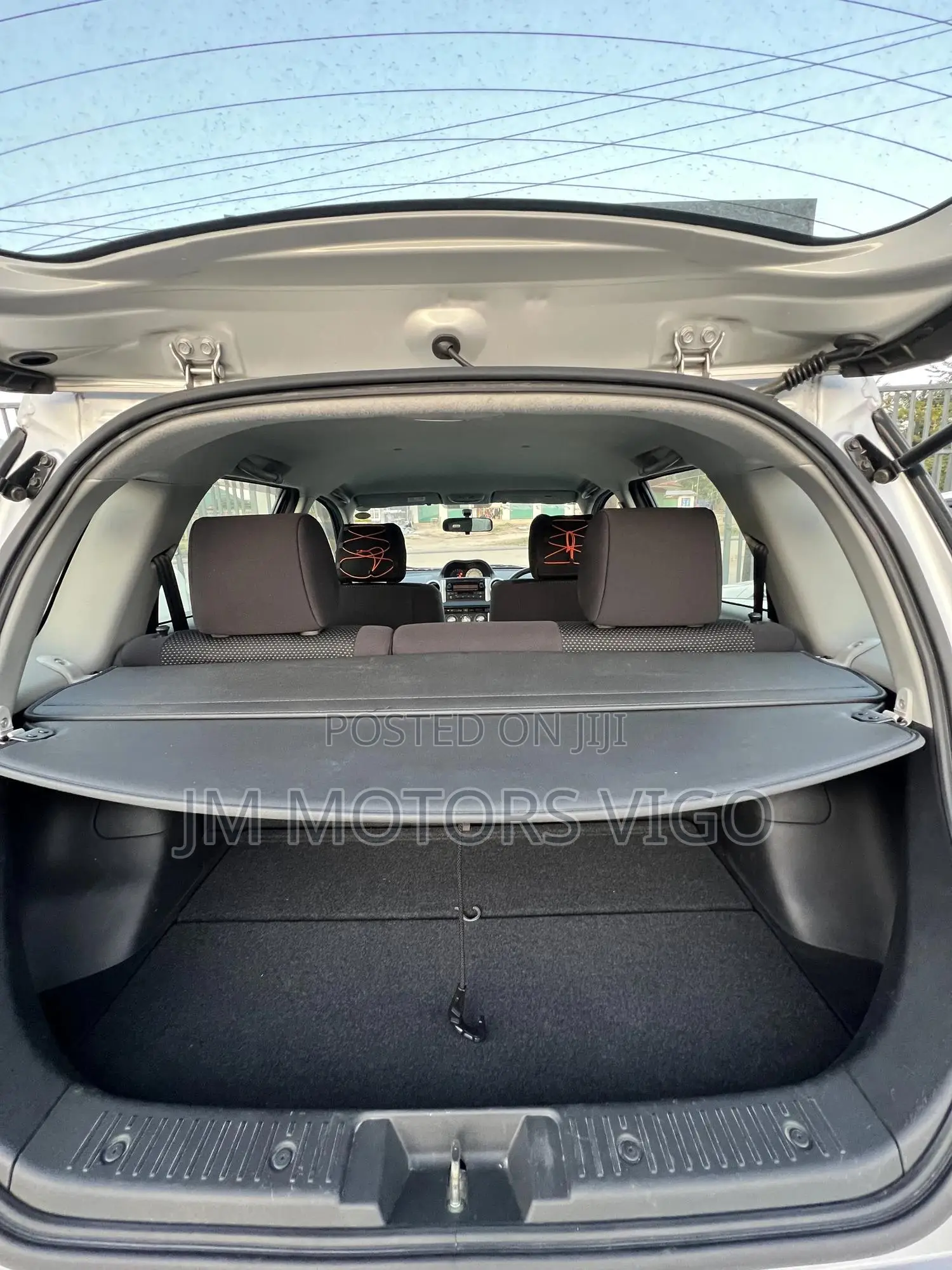 Toyota IST 2004 Silver