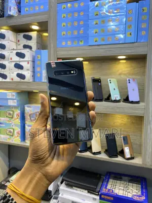New Samsung Galaxy S10 Plus 128 GB Black