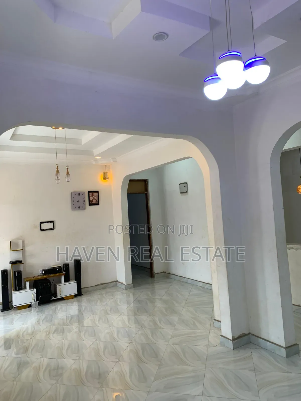 3bdrm House in Goba for sale