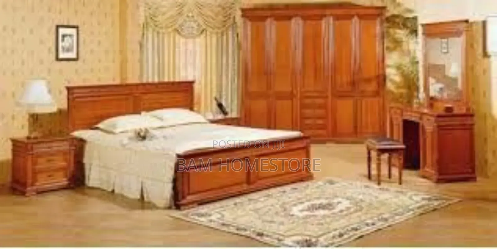 Classic 5-Piece Wooden Bedroom Set