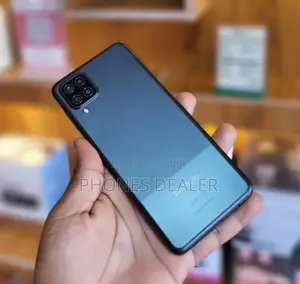 Samsung Galaxy A12 32 GB Black