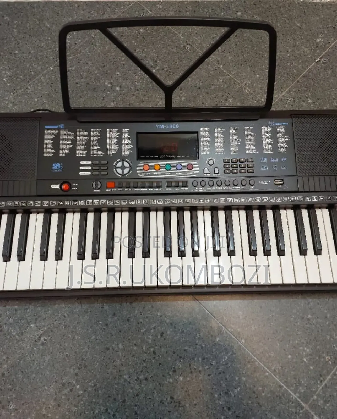 Electronic Keyboard Ym-2800.