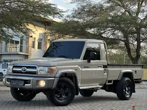 Toyota Land Cruiser 79 Series 2022 Beige