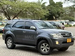 Toyota Fortuner 2.7 AWD 2006 Gray