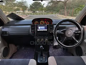 Nissan X-Trail 2005 Gold