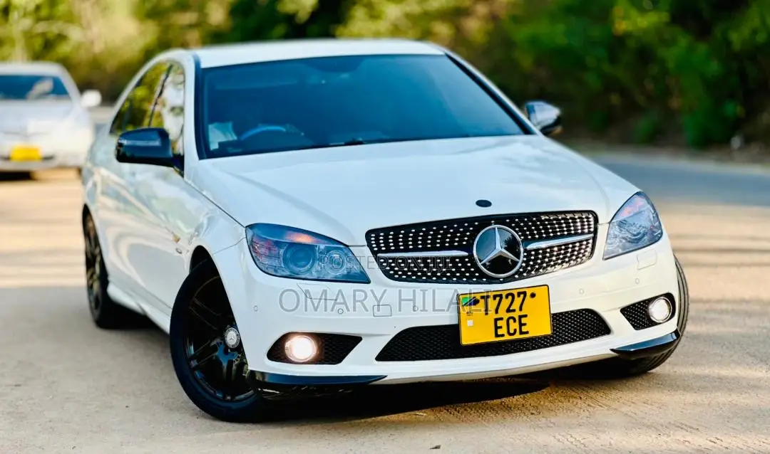 Mercedes-Benz E200 2008 White