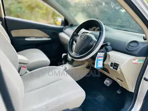 Toyota Belta 2006 Silver