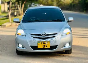 Toyota Belta 2006 Silver