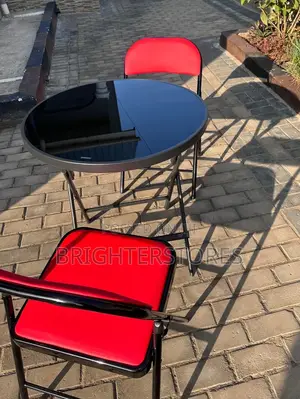 Folding Table N 2 Chairs 270,000
